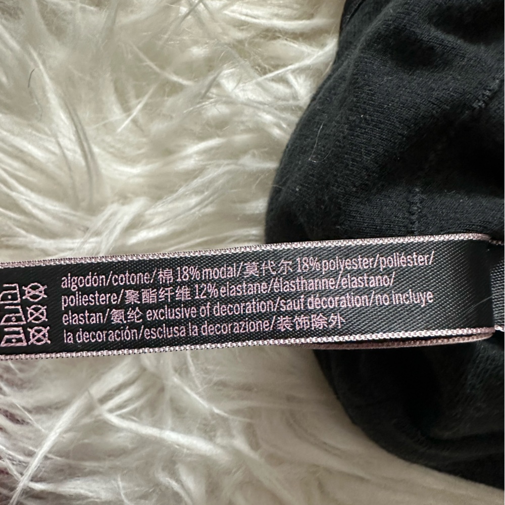 Victoria’s Secret Lounge/ Bralette Bundle in Gray and Black - Picture 12 of 16